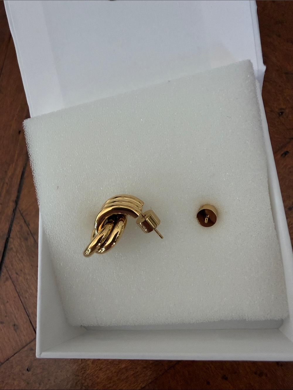 Classic Gold Knot Cluster Earrings - Women's Jewelry - Picture 5 of 7